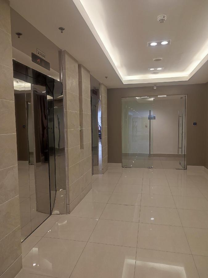 Sea Residences Moa Condotel By Ruffa Manilla Buitenkant foto
